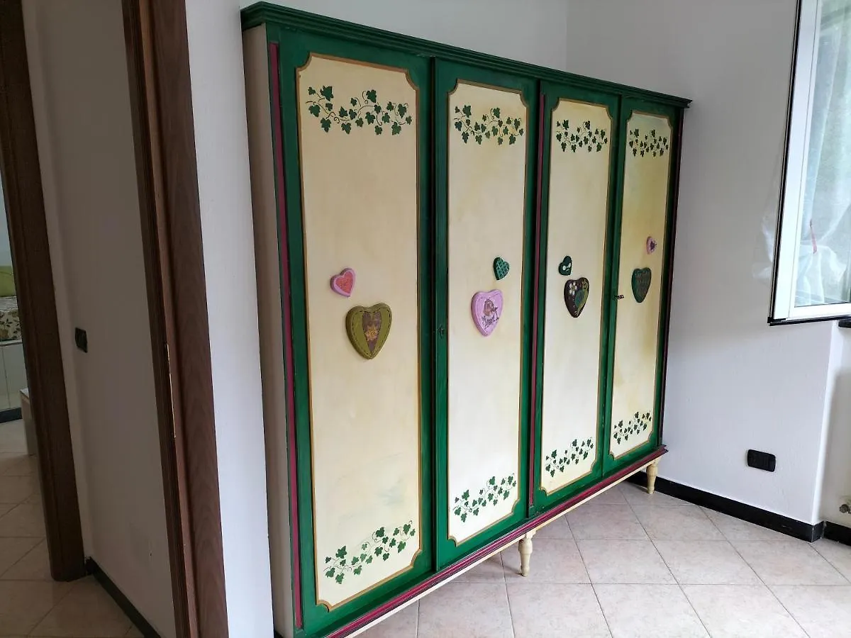 Apartment Appartamento Il Pino 15 Bocco