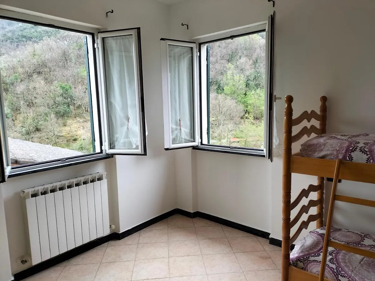 Apartment Appartamento Il Pino 15 Bocco Italy