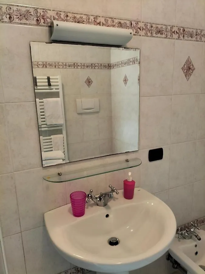Appartamento Il Pino 15 Bocco Apartment